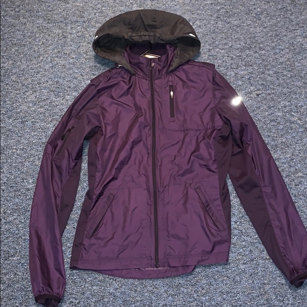 Nike Storm Fit